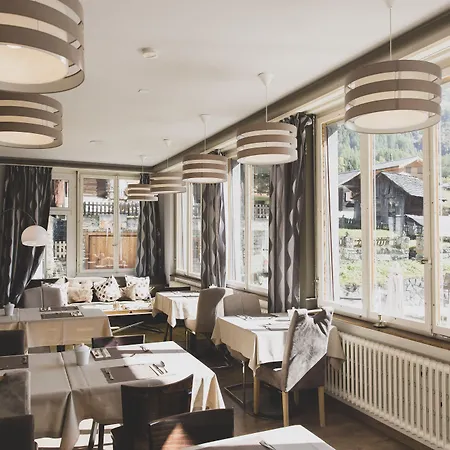 Le Besso - Swiss Romantic 2*